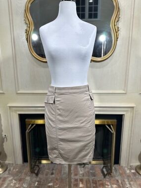 White House Black Market Skirt Size 6 Tan Quiet Luxury Minimalist